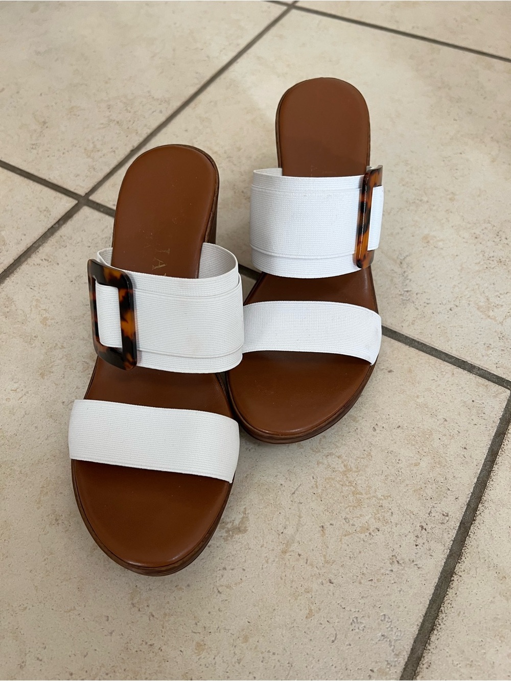 Women’s White Strap Slide Sandals with Tortoiseshell Buckle